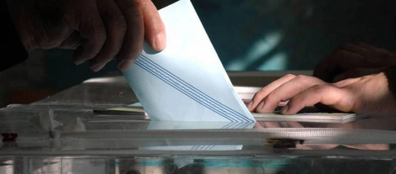 Δημοσκόπηση: Στις 23 μονάδες η διαφορά της ΝΔ από τον ΣΥΡΙΖΑ